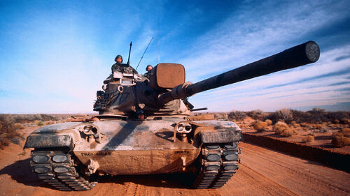 Aktueller Firmenfall über PHIDIX Gangschaltungszug zur Verbesserung von Panzergetriebesystemen